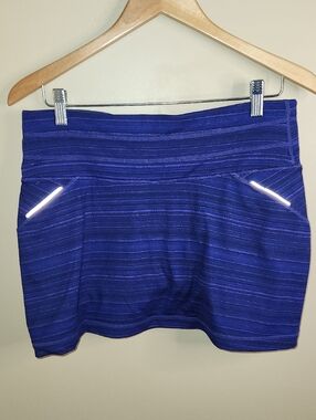 Athleta Relay Skort in Striped Cobalt. Size M. #919174